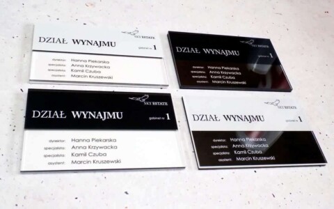 Oznakowania w budynku — tabliczki przydrzwiowe wybór tabliczki przydrzwiowej - prototypy