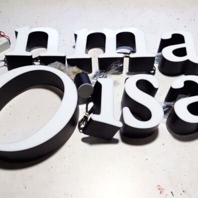 Litery 3D podświetlane LED reklama