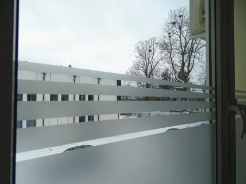 oklejanie szyb folia okienna mrożona na wymiar