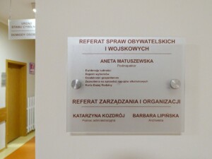 Oznakowanie informacyjne tabliczka na ścianę system oznakowania urzędu