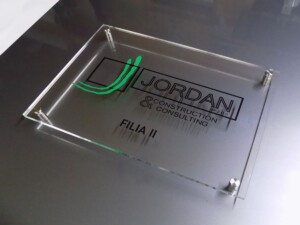 Szyld firmowy tablica reprezentacyjna eleganckie oznakowanie reklama