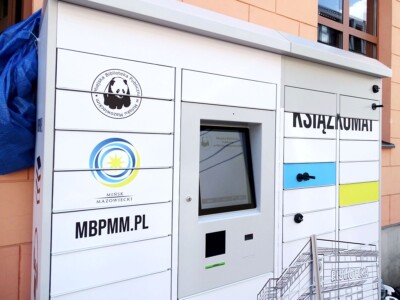 reklama okolicznościowa na jubileusz miasta oklejanie książkomatu