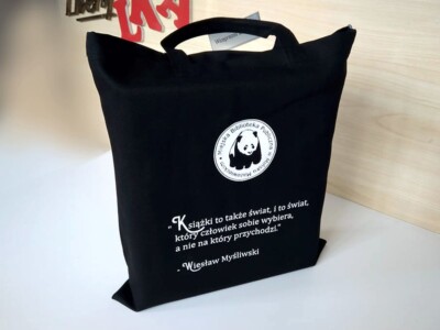 torby z nadrukiem logo biblioteki publicznej