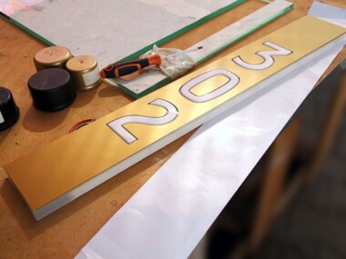 przestrzenne cyfry podświetlane LED numery oznakowanie pokoi