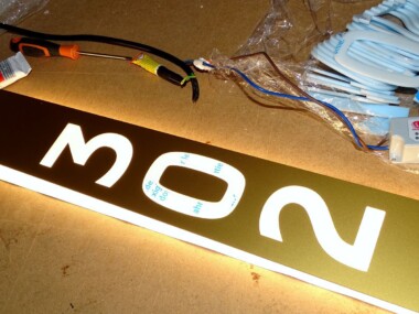 swiecący panel przestrzenne numery podświetlane LED oznakowanie pokoi