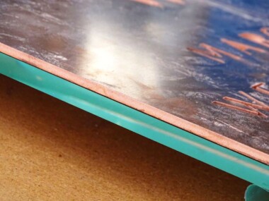 szyld z blachy miedzianej wycinane litery szkło pleksiglas